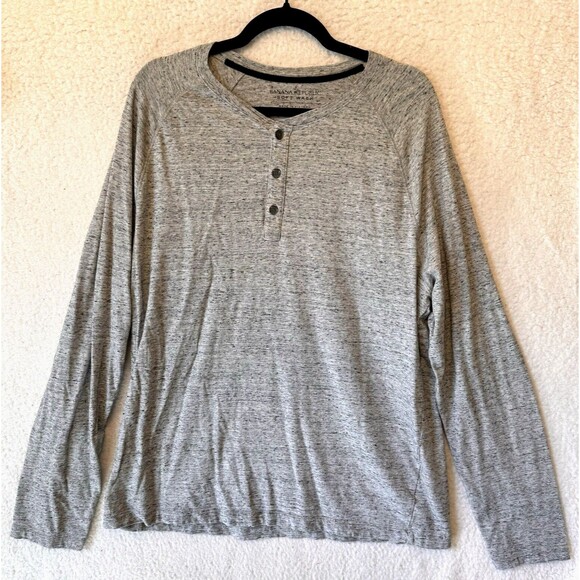 Banana Republic Mens Long Sleeve T-Shirt Sz XL Gray White Buttons Pullover - Picture 1 of 9